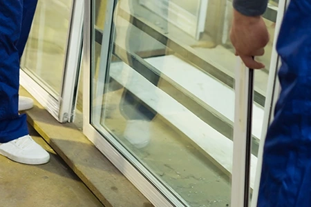 Commercial Glass Repair Technician in Sunny Isles Beach, FL